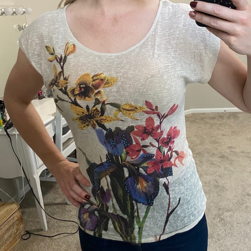 Express burnout flower tshirt